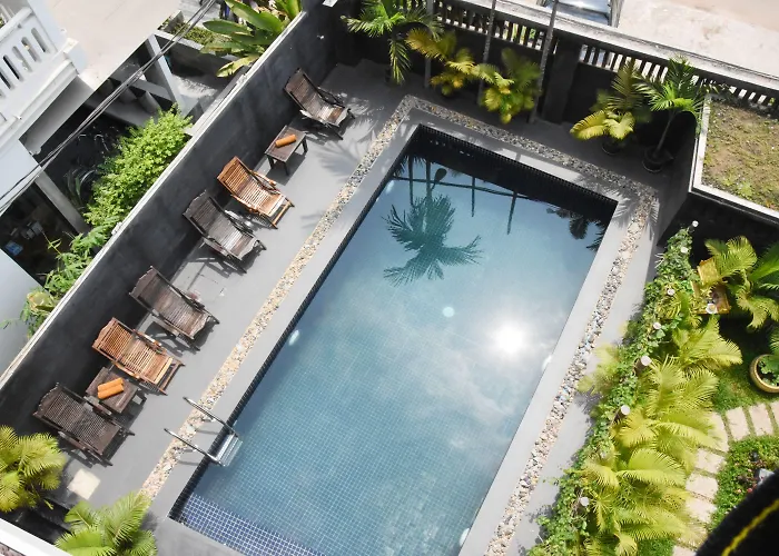 Hotel Center