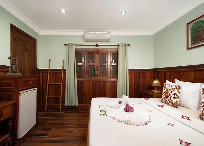 Hotel Center 4*