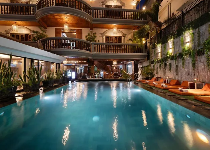 Hotel Center