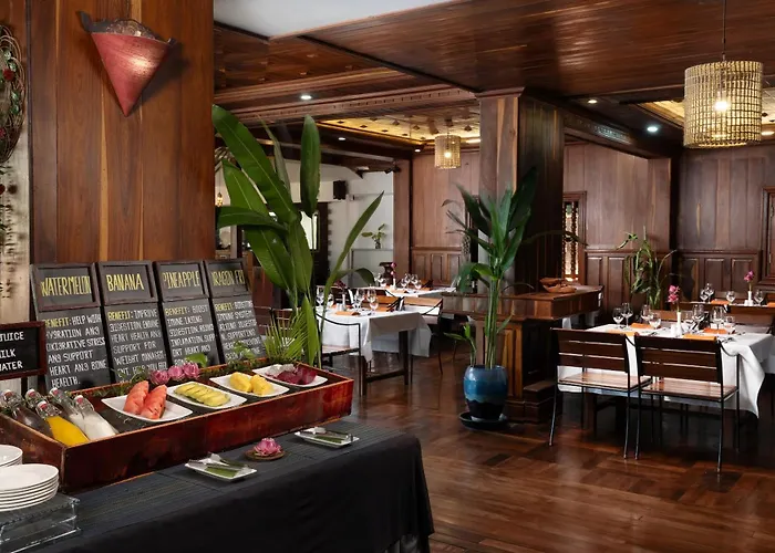 Center Hotel 4*